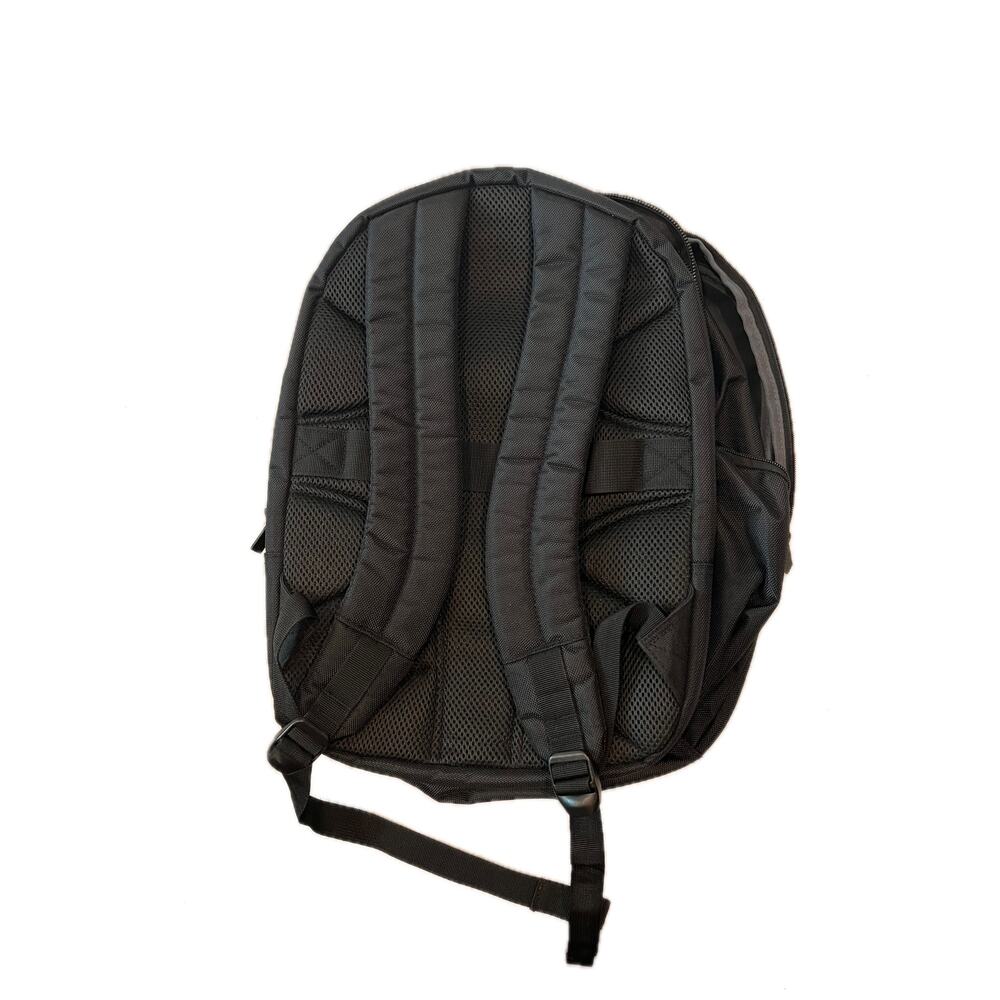 Perry Ellis Portfolio Padded Backpack - Picture 2 of 6